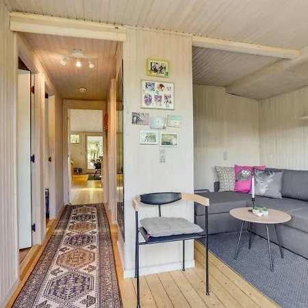 Holiday home Gloria - 2-5km From The Sea In Nw Jutland By Interhome Blokhus